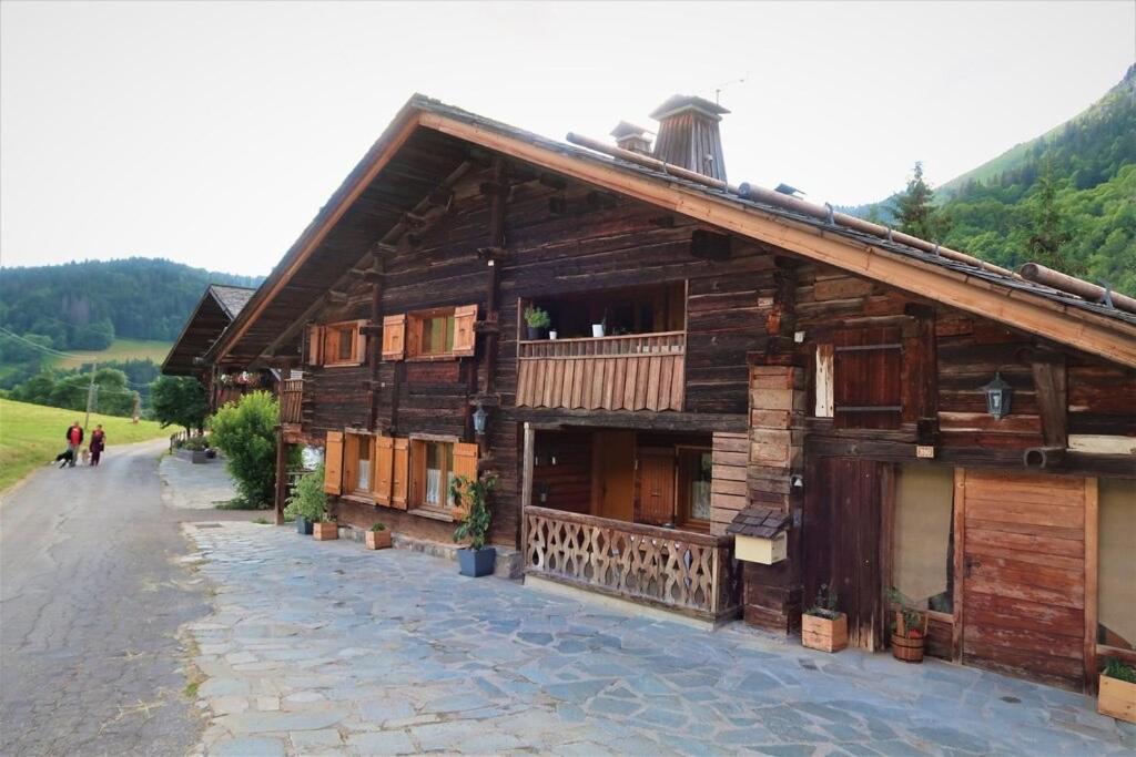 Charmieux Appartement En Chalet Typique Le Grand-Bornand Exterior foto